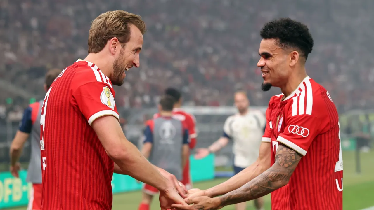 نجم بايرن ميونخ يرفض عرض الهلال وكواليس صراع ضم ديوماندي من ريال مدريد